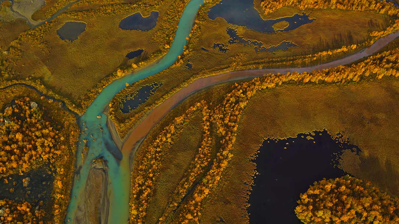 Rapa River delta in Sarek National Park, Sweden (© George Steinmetz/Corbis)(Bing United Kingdom)