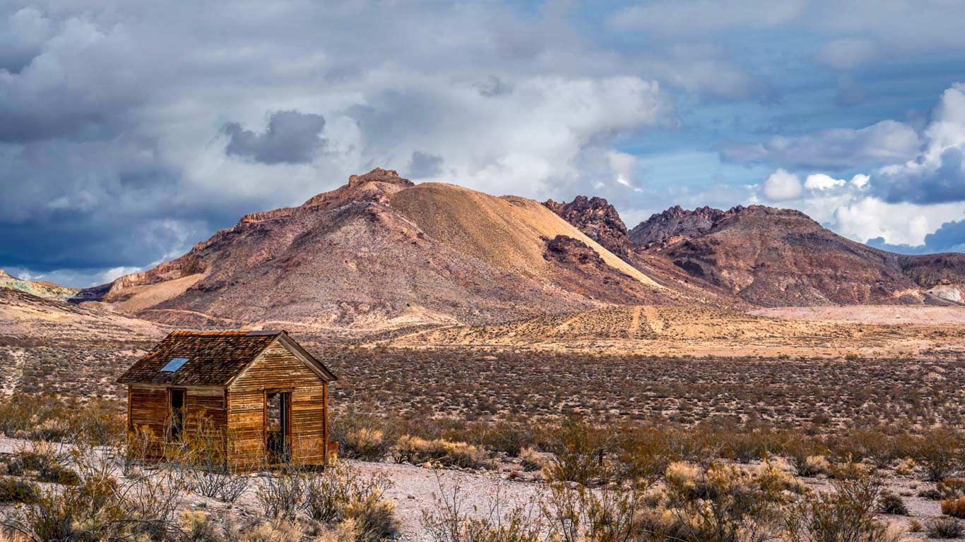 Rhyolite, a ghost town near Beatty, Nevada (© Devesh V. Tripathi)(Bing United States)