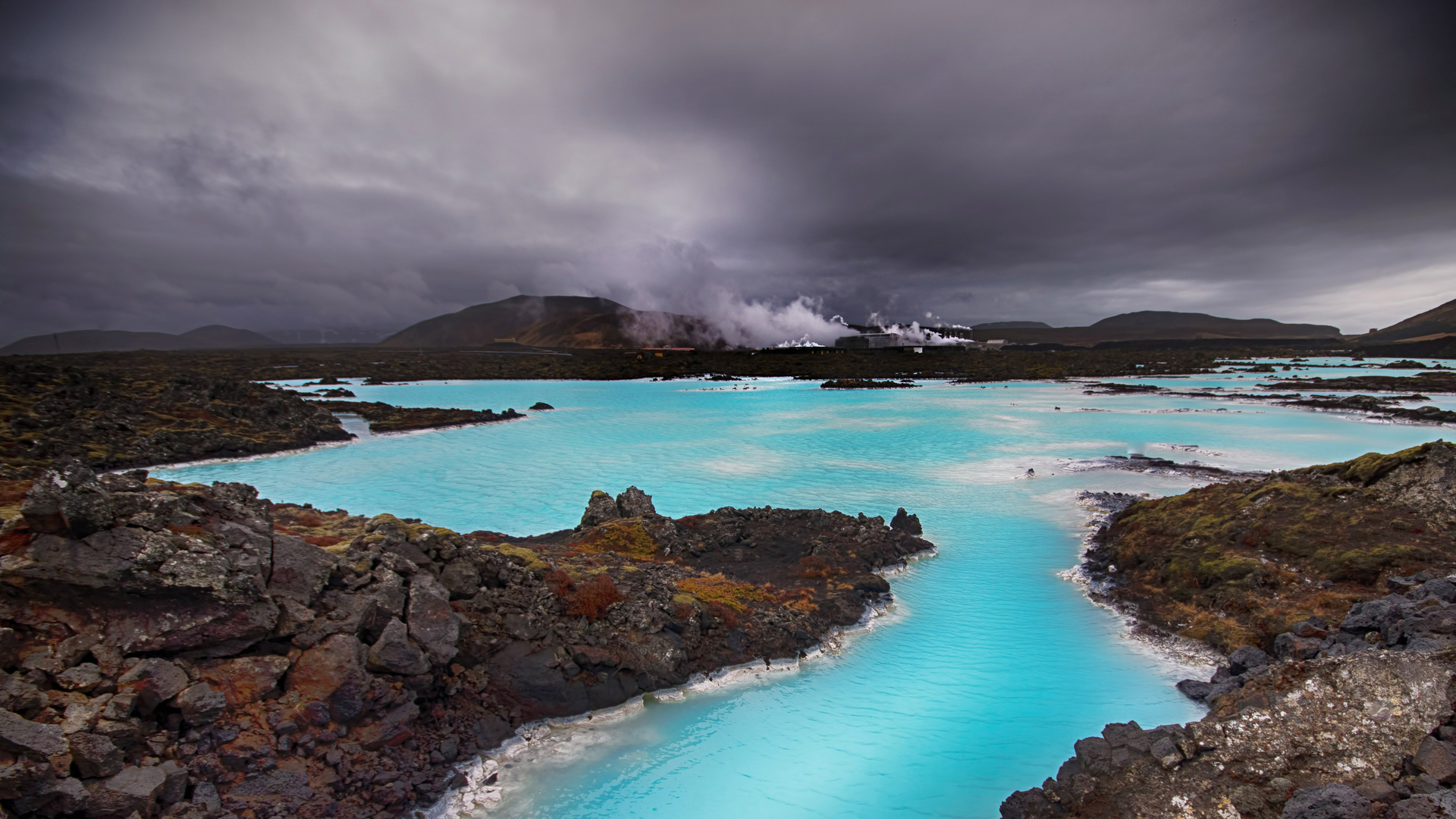 Thermalfreibad Blaue Lagune (Bláa Lónið), Grindavík, Island (© Westend61/Getty Images)(Bing Deutschland)