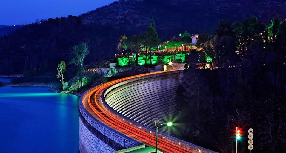 Marathon Dam and Lake, Attica, Greece (© Hercules Milas/Alamy) &copy; (Bing United Kingdom)