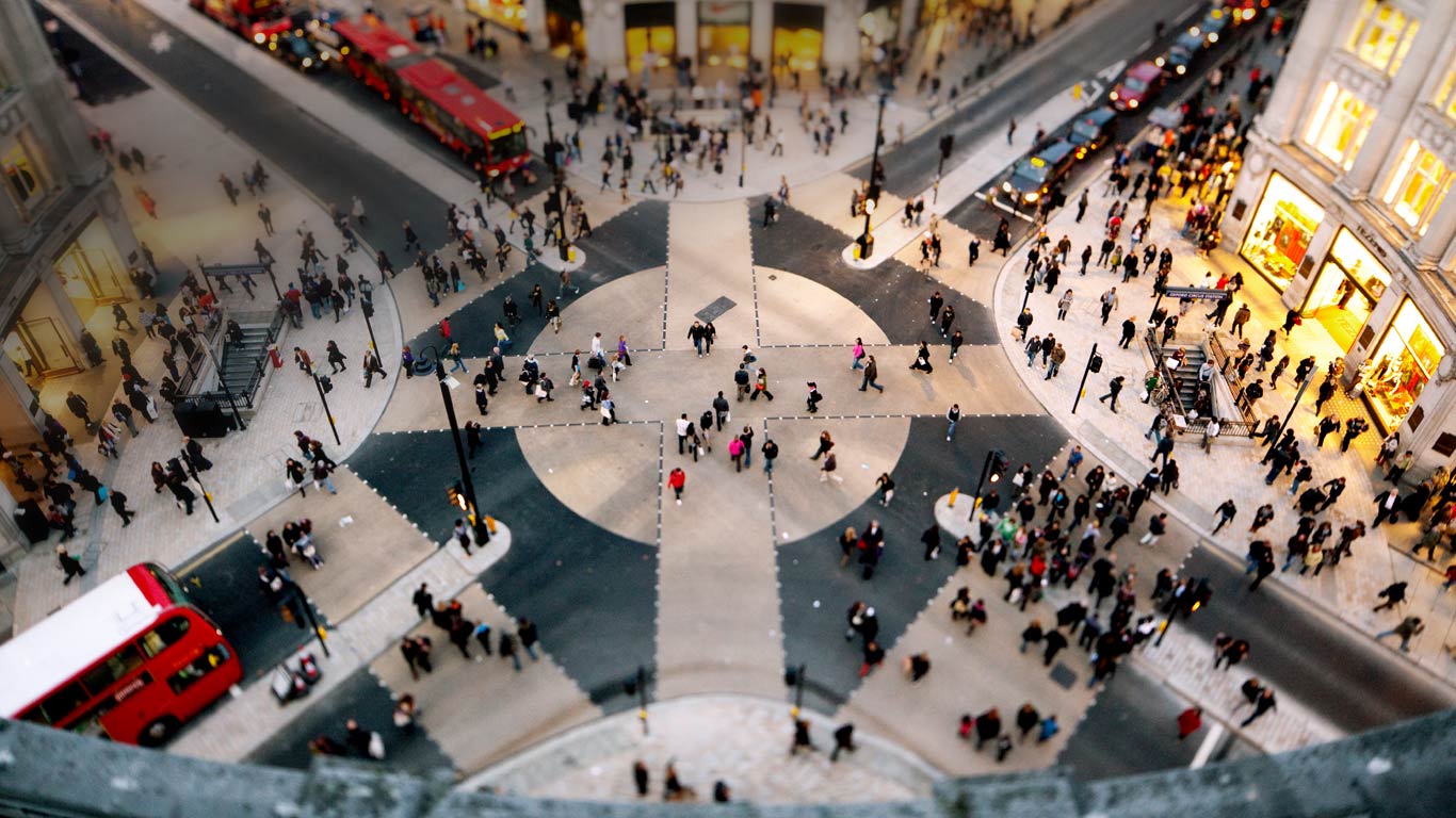 Oxford Circus crossing, London (© Matt Cheetham/Getty Images)(Bing United Kingdom)