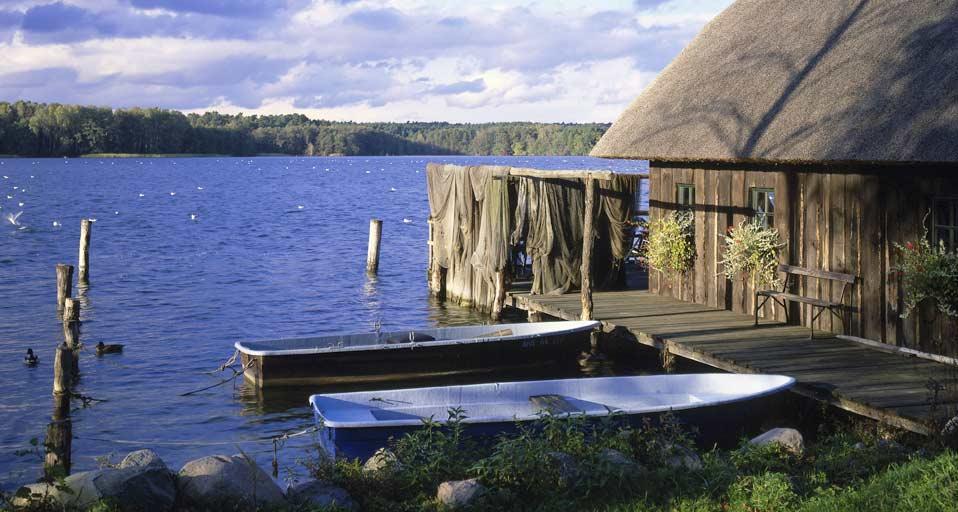 Bootshaus am Werbellinsee, Schorfheide, Brandenburg, Deutschland (©Wolfgang Krammisch/Huber/4Corners)(Bing Deutschland)