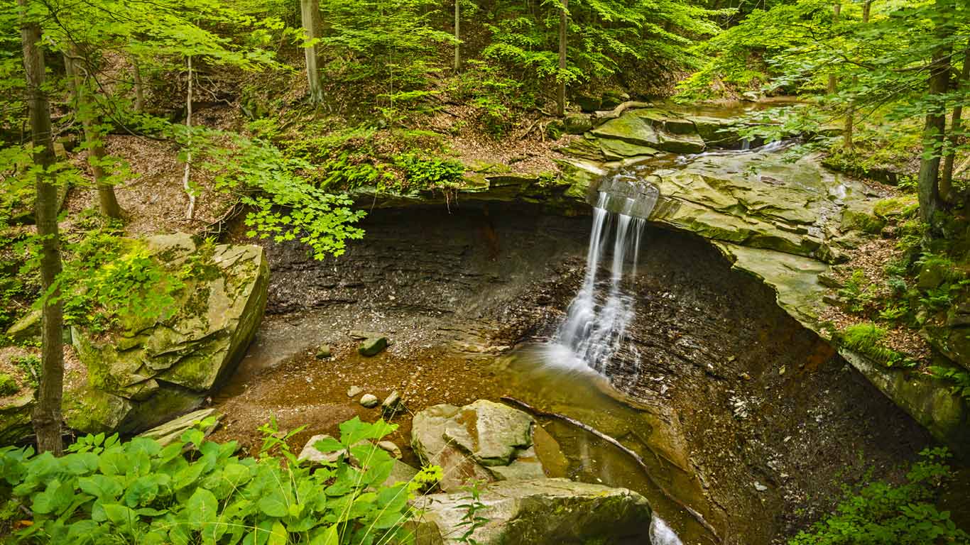 Blue Hen Falls, Cuyahoga Valley National Park, Ohio (© Patrick Jennings/Shutterstock)(Bing United Kingdom)
