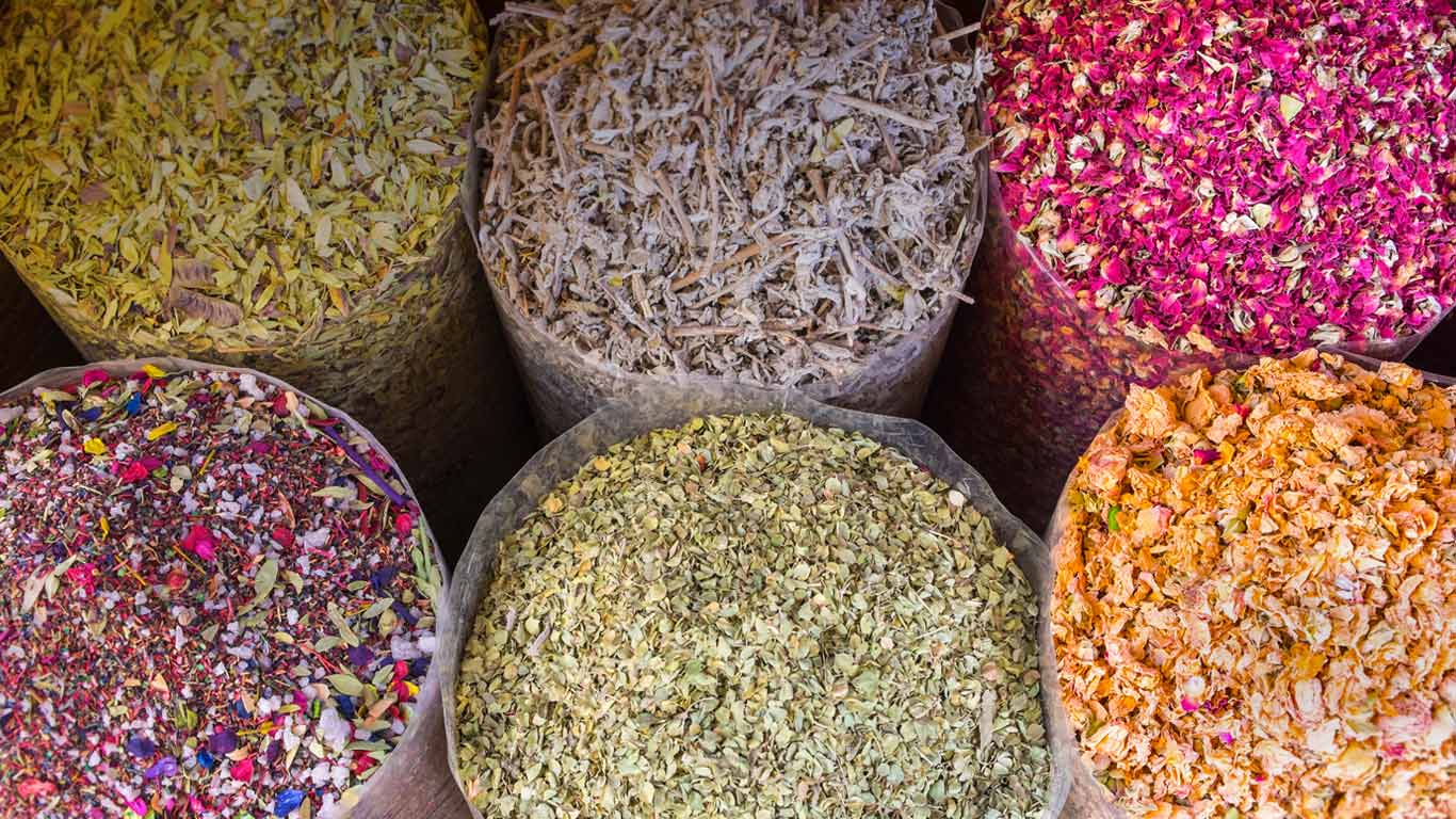 Dried flowers and herbs at the Dubai Spice Souk in Dubai, United Arab Emirates (© Peter Adams/Offset)(Bing Canada)