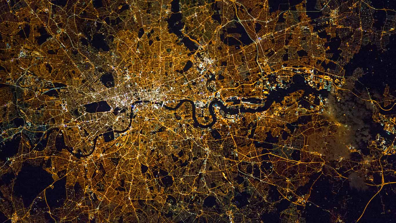 London and surroundings photographed from the International Space Station (© NASA)(Bing United Kingdom)