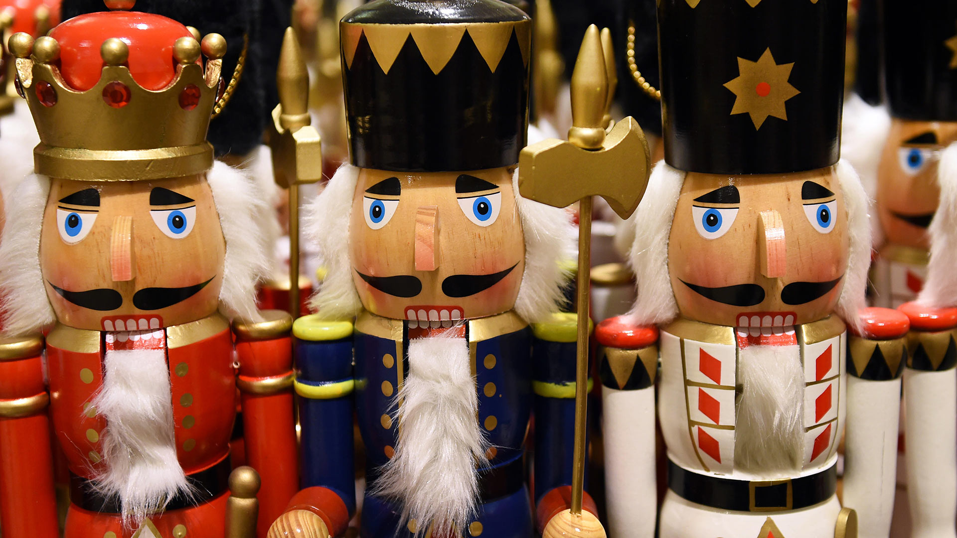 Nussknacker, Alexanderplatz, Berlin (© dpa picture alliance/Alamy Stock Photo)(Bing Deutschland)