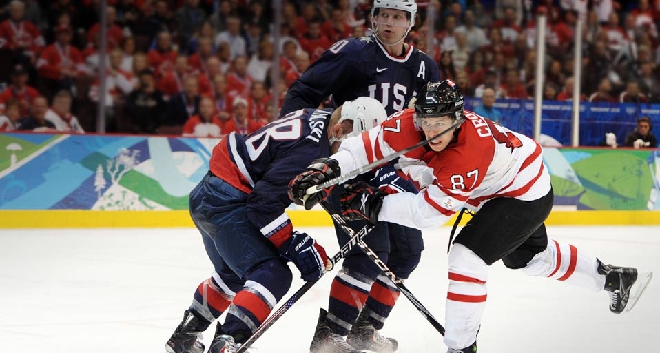 Sidney Crosby of Canada scores the winning goal in overtime during the Men’s Ice Hockey gold medal game between USA and Canada at the Vancouver 2010 Winter Olympics on February 28, 2010 --  Harry How/Getty Images &copy; (Bing Canada)
