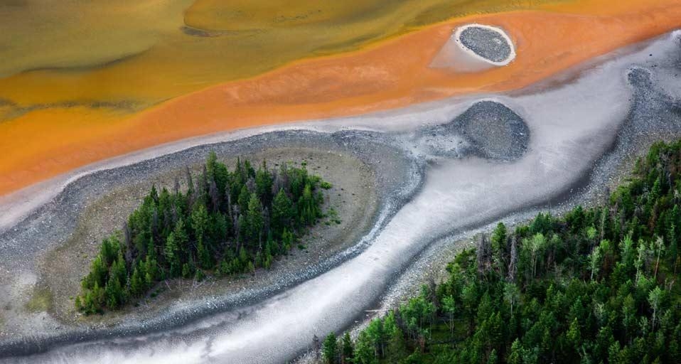 Unnamed lake in the southern Cariboo region of British Columbia, Canada (© Chris Harris/Corbis) &copy; (Bing United Kingdom)