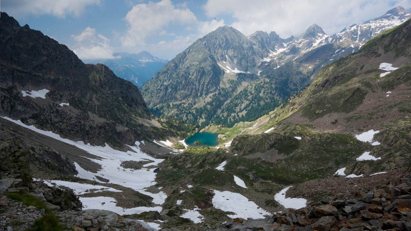 Lac de montagne dans le parc national du Mercantour, France (© Kate Diamond/Alamy)(Bing France)