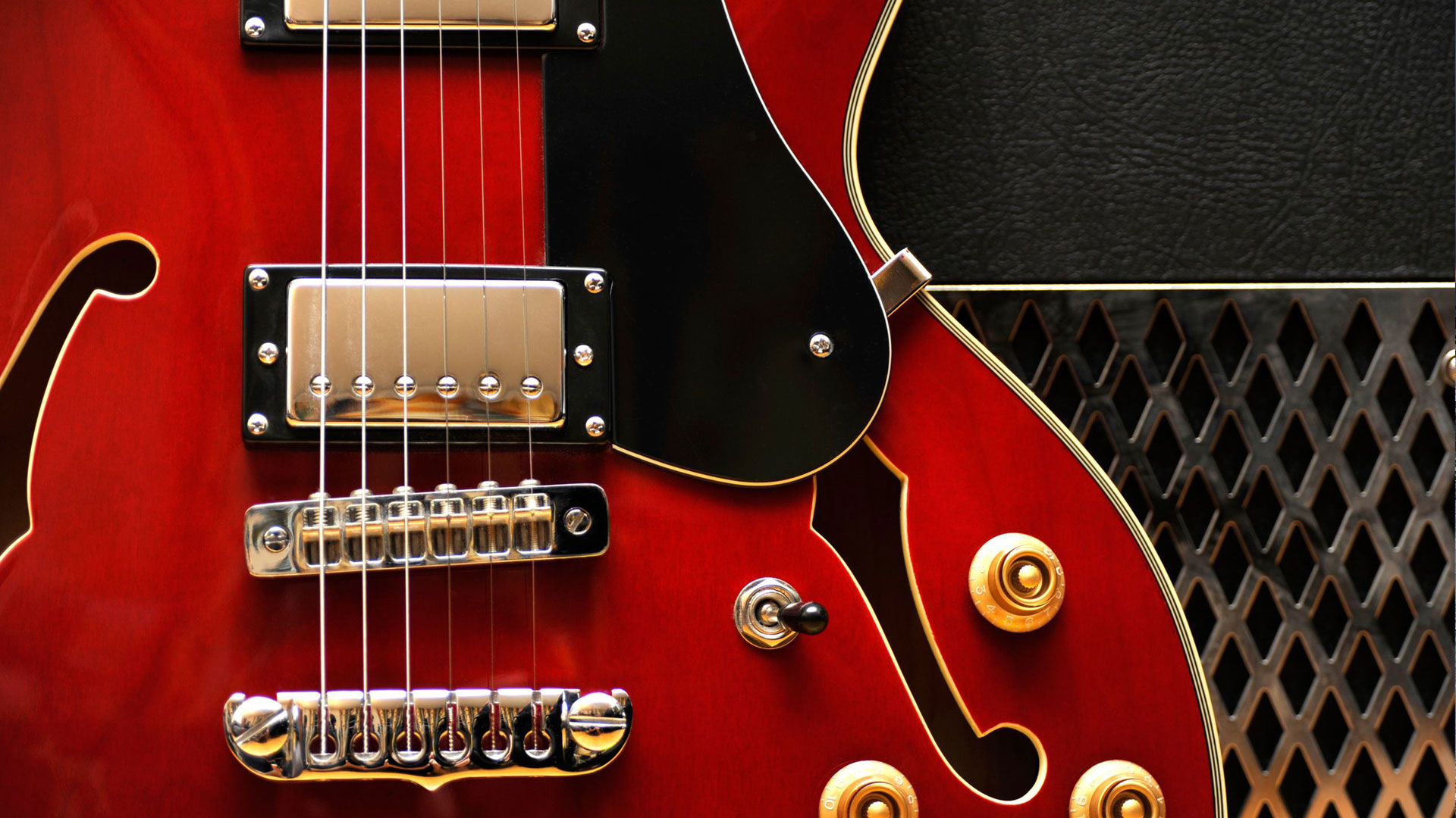 Guitare de jazz Aria de style Gibson 355 (© Claude thibault/Alamy)(Bing France)