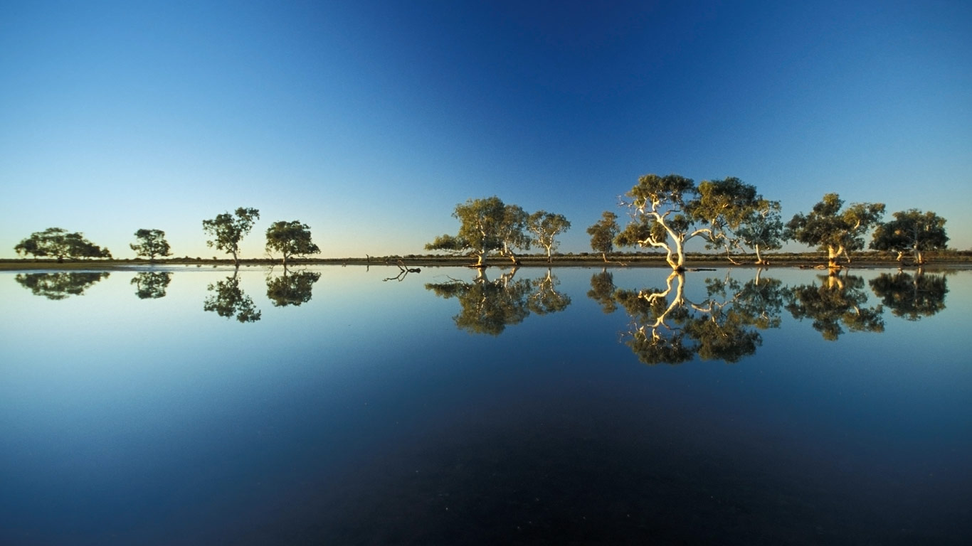 A billabong in Wooleen Station, Western Australia (© Davide Scagliola/Aurora Photos)(Bing United Kingdom)