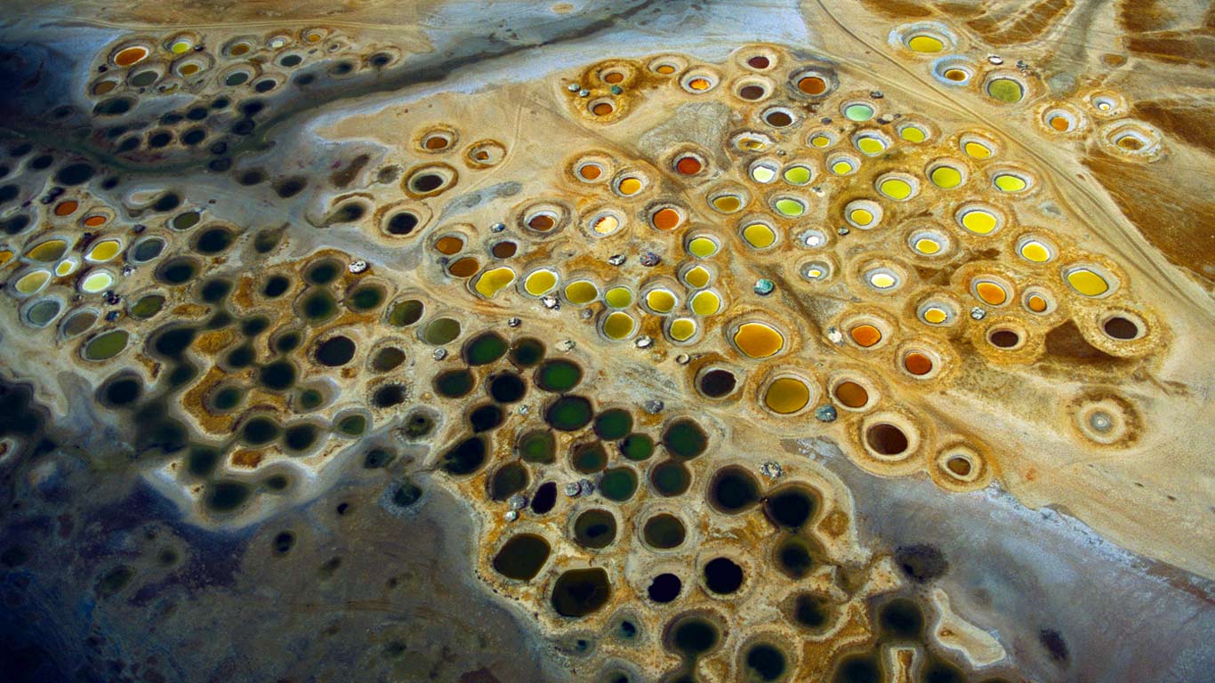 Colourful salt pits in the Saloum Delta of Senegal (© Bobby Haas/Getty Images)(Bing United Kingdom)