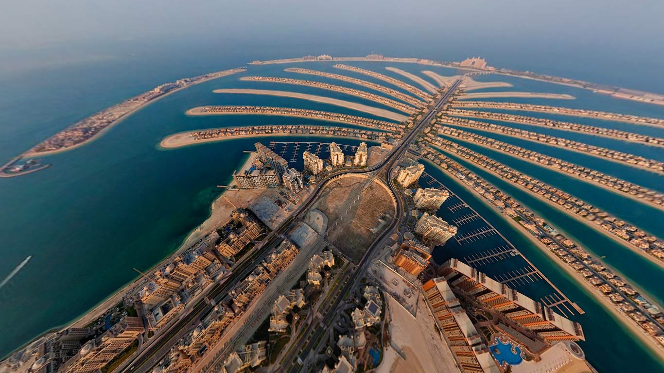 Palm Jumeirah in Dubai, United Arab Emirates (© AirPano)(Bing United States)
