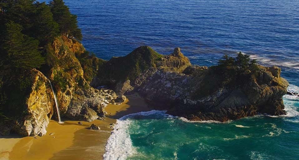 Julia Pfeiffer Burns State Park, Big Sur, California, USA (© Bob Glusic/Wilderness Video) &copy; (Bing United Kingdom)