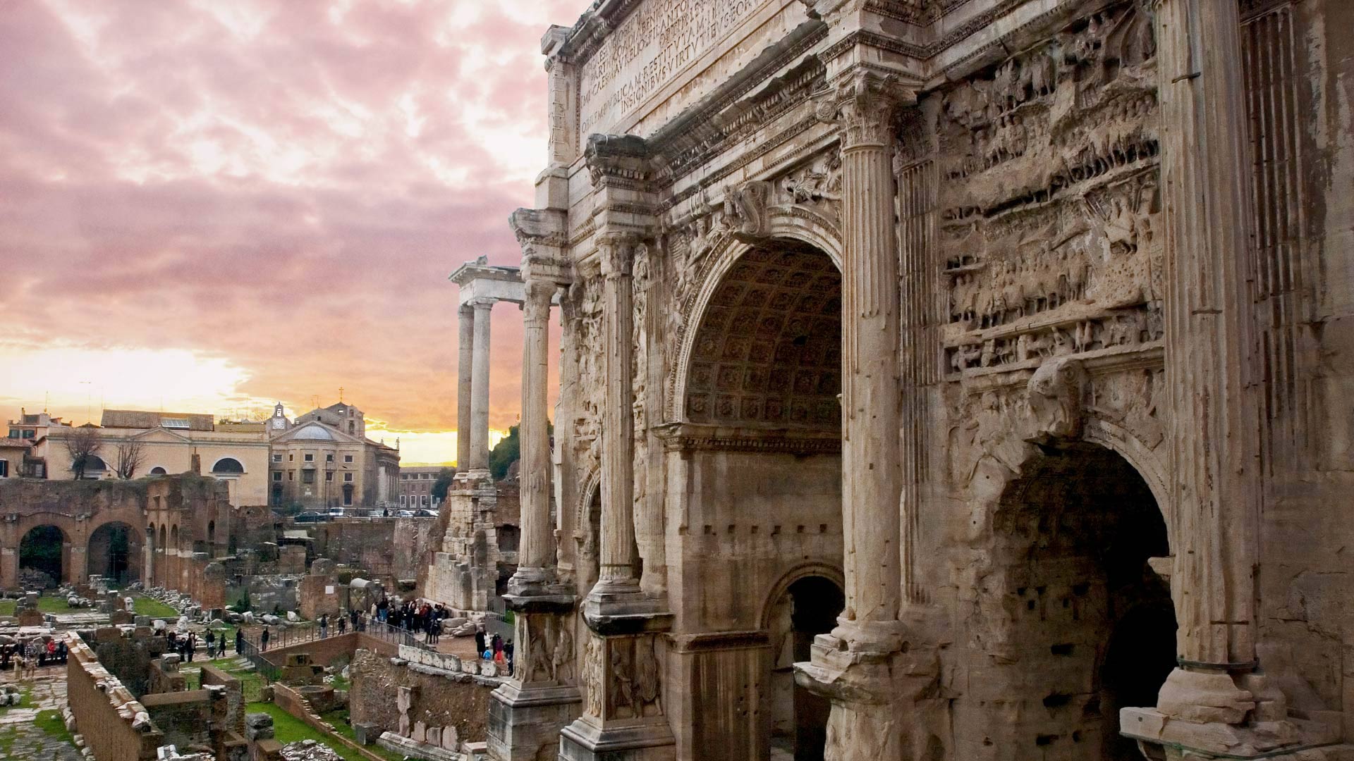 At the Arch of Septimius Severus in the Roman Forum for the Ides of March (© Pietro Canali/eStock Photo)(Bing United Kingdom)