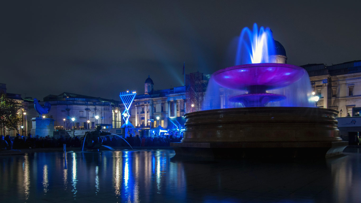 The Trafalgar Square Menorah, London (© Stephen Chung/Alamy)(Bing United Kingdom)