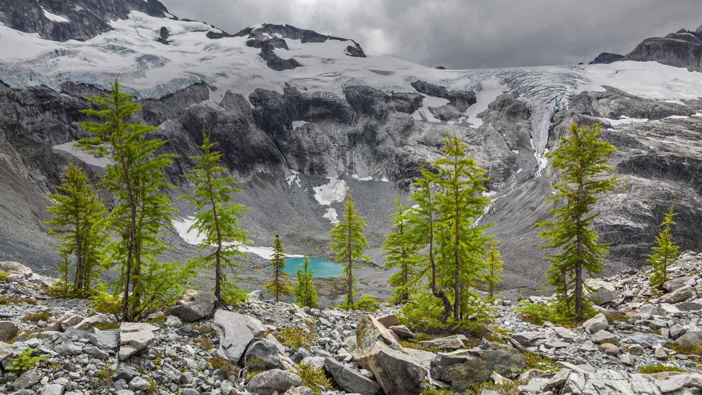 北瀑布国家公园内的Ouzel湖，美国华盛顿州 (© Ethan Welty)(Bing China)