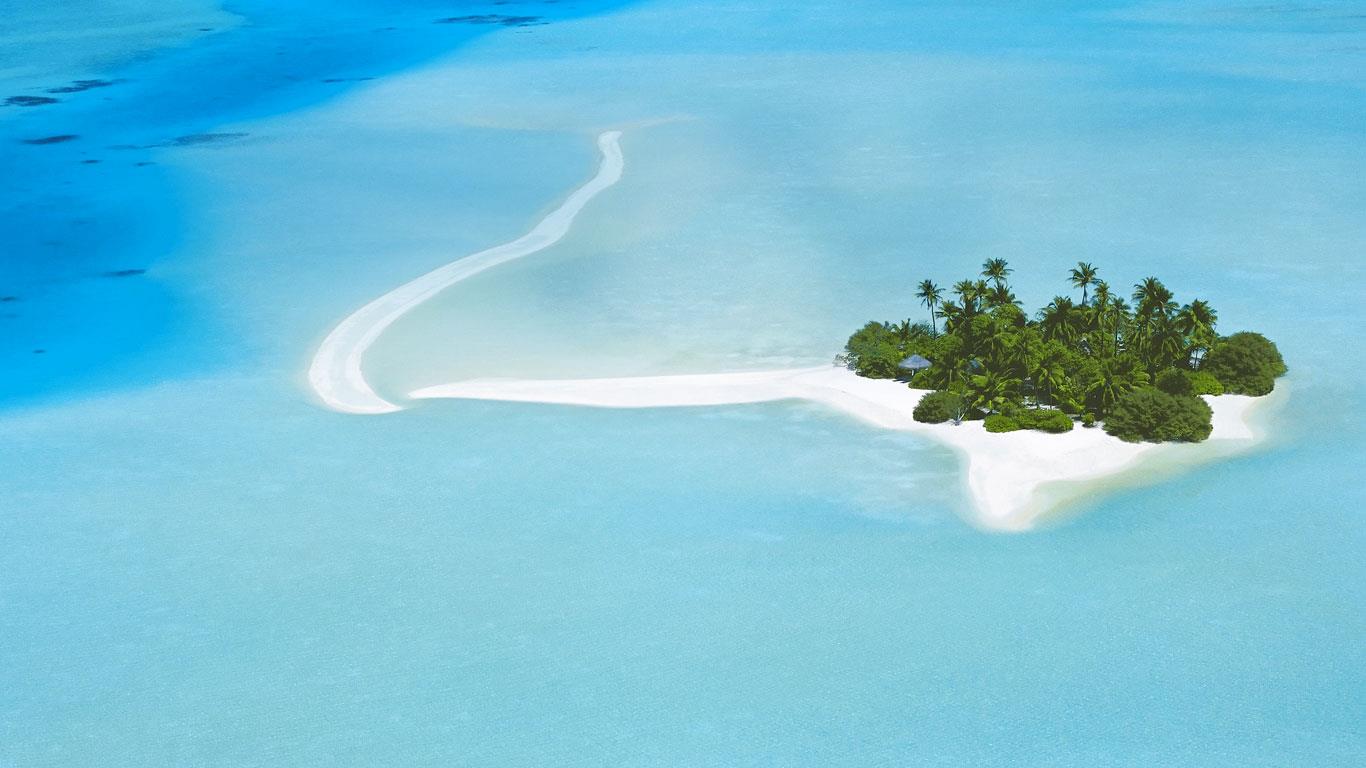 Aerial view of North Malé Atoll, Maldives (© Robert Harding Picture Library/Superstock)(Bing United Kingdom)