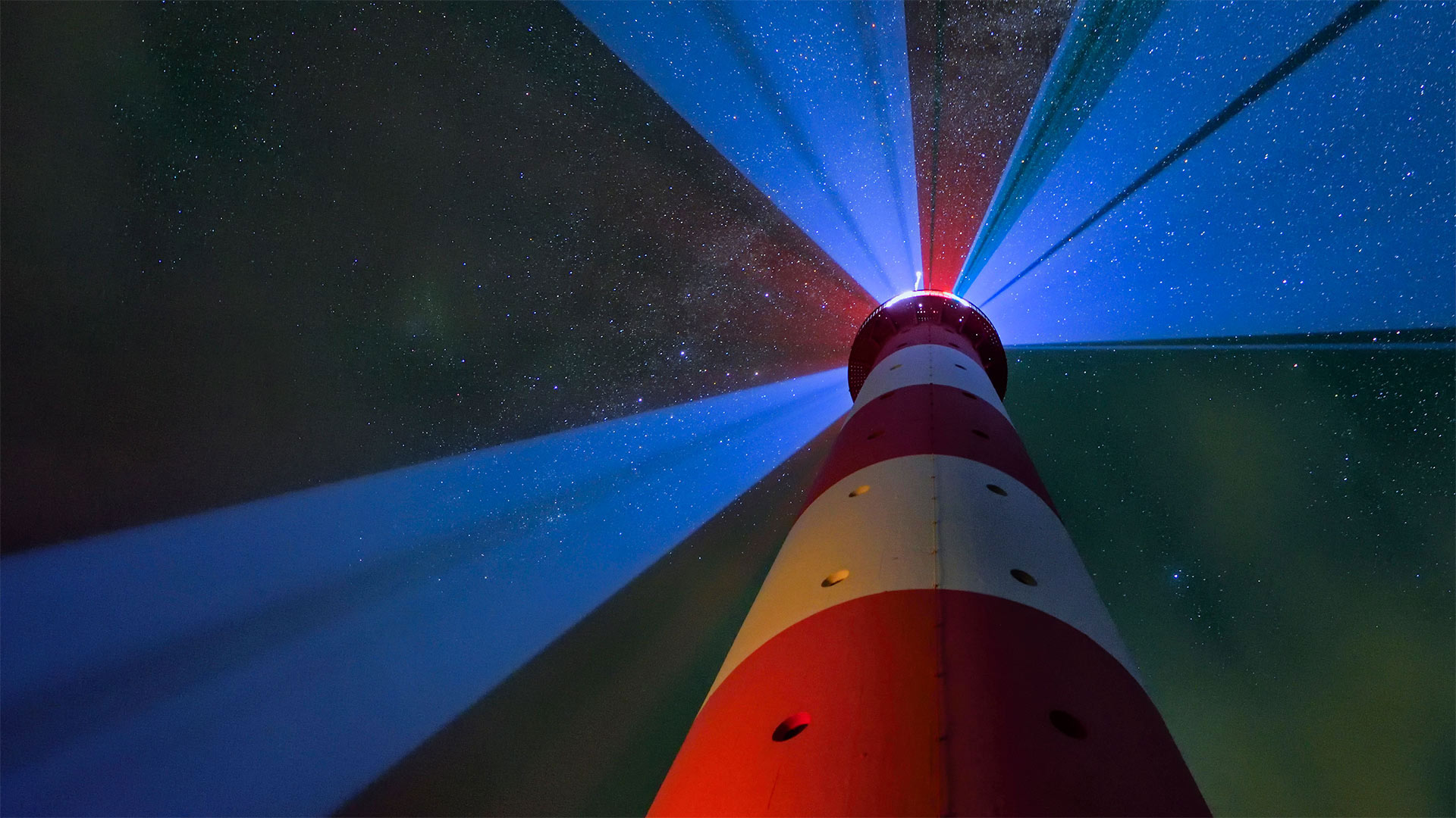 Westerheversand Lighthouse in Westerhever, Germany (© Sandra Bartocha/Minden Pictures)(Bing Canada)
