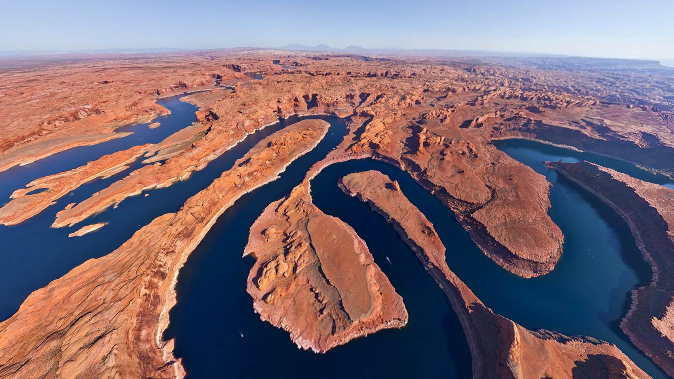 Lake Powell, on the border between Utah and Arizona, USA (© AirPano)(Bing United Kingdom)