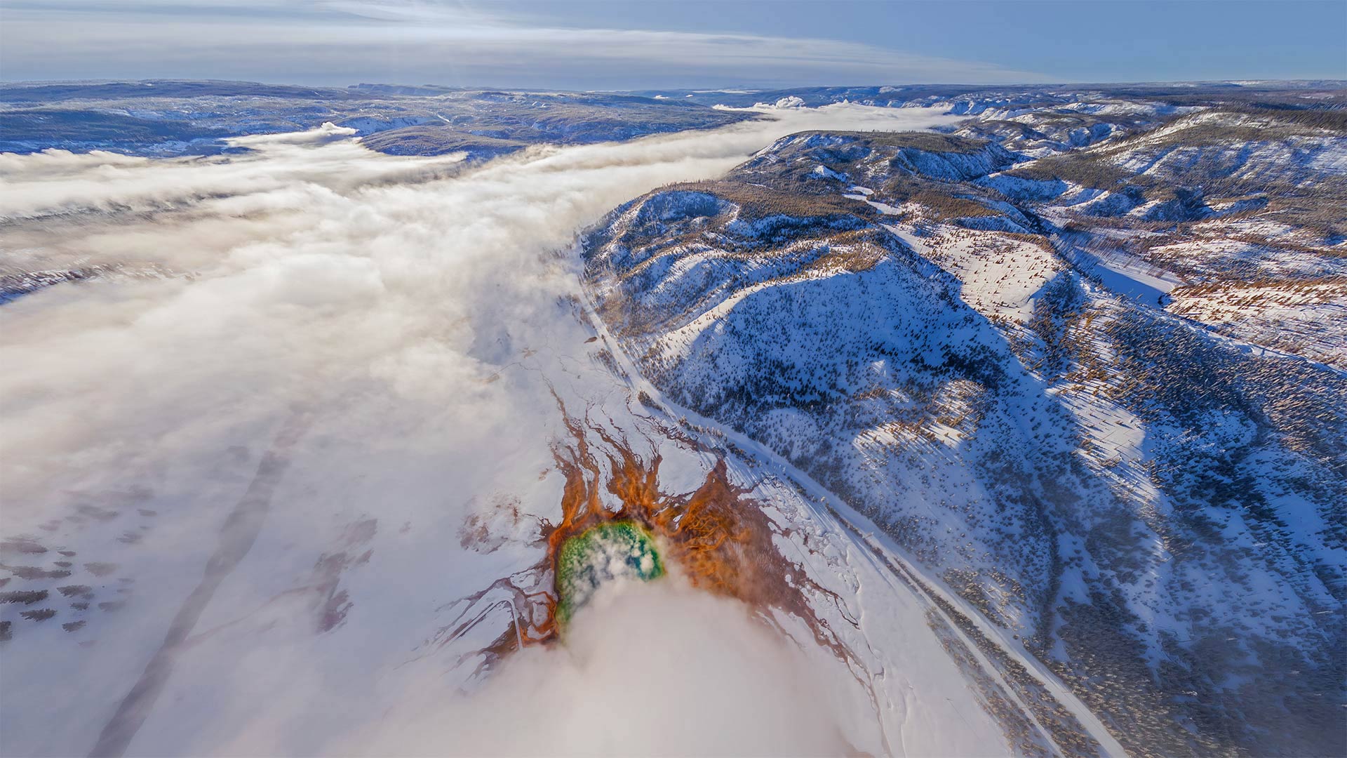 Vue aérienne du Grand Prismatic Spring, Parc national de Yellowstone, Wyoming, États-Unis (© AirPano LLC/Amazing Aerial Agency)(Bing France)