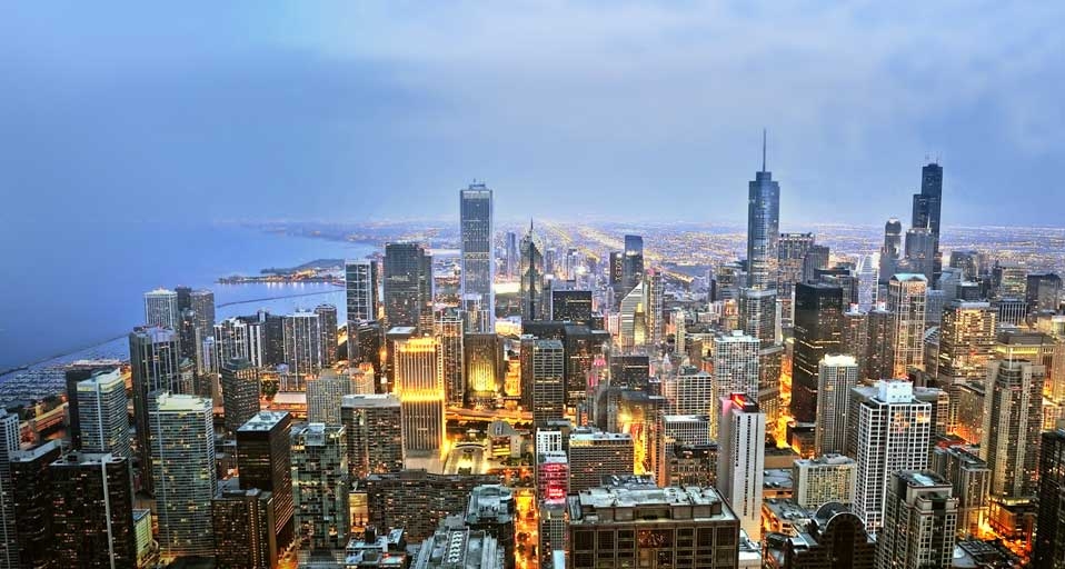 Chicago, Illinois skyline at night -- Anjan Hegde/Getty Images &copy; (Bing United States)