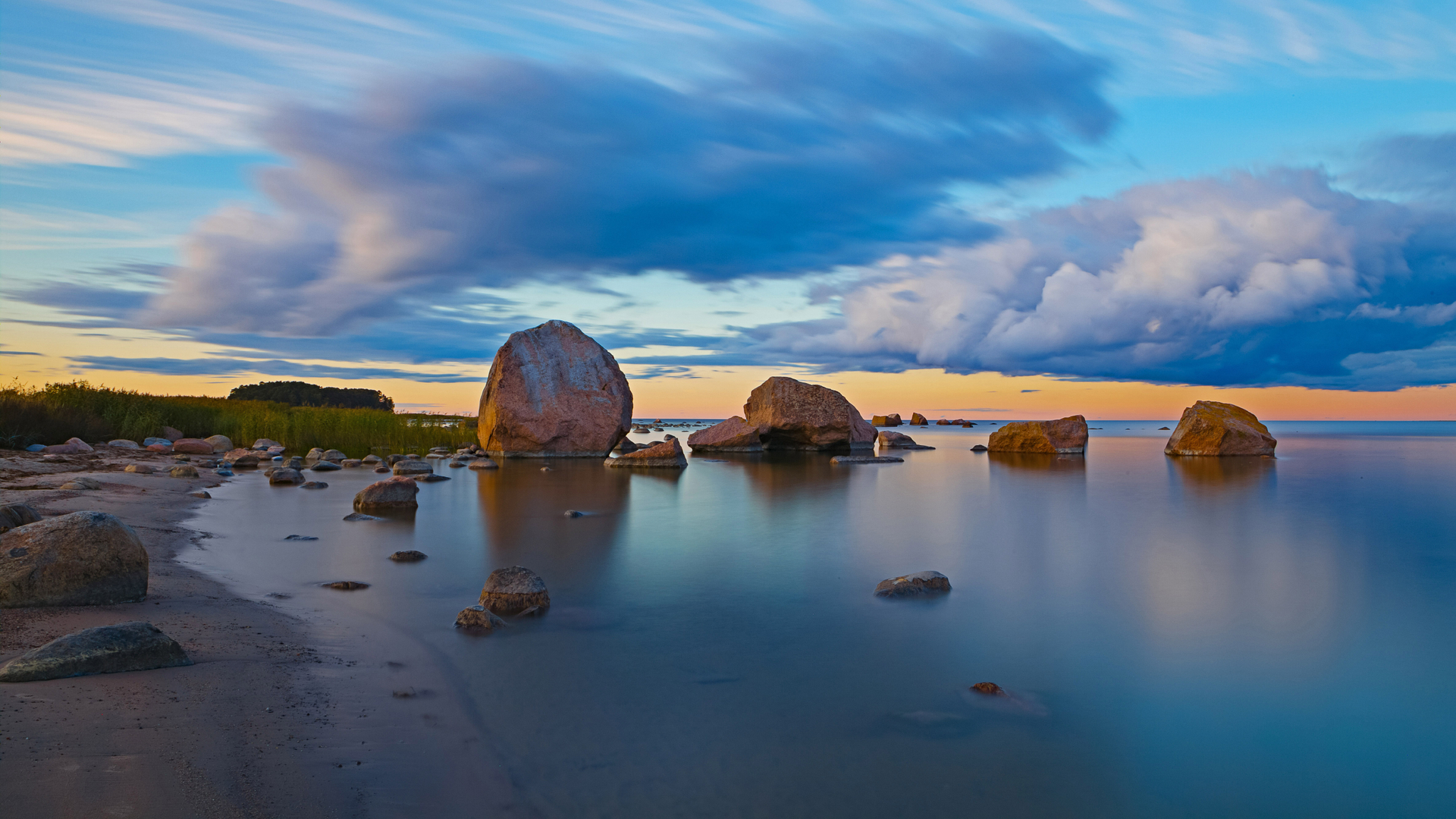 Baltic Sea in Estonia (© fotoman-kharkov/Getty Images)(Bing United Kingdom)