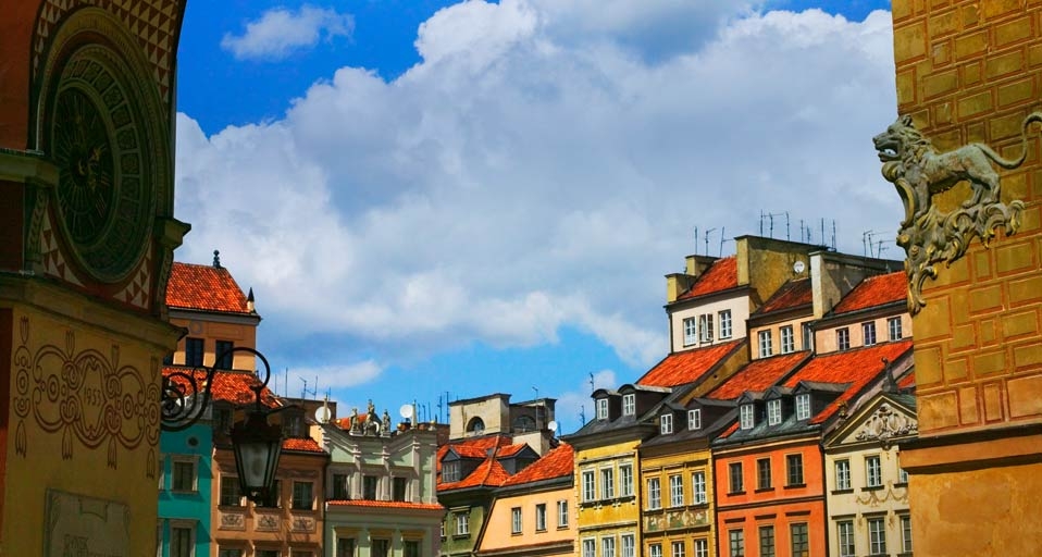 Market Square in Old Town, Warsaw, Poland (© Keren Su/Corbis) &copy; (Bing United Kingdom)