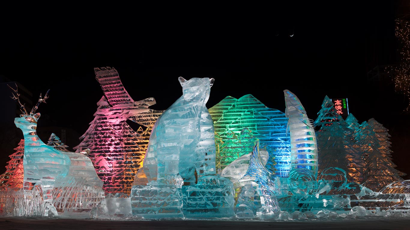 Ice sculptures at Sapporo Winter Festival, Japan (© Shayne Hill Xtreme Visuals/Getty Images)(Bing United States)
