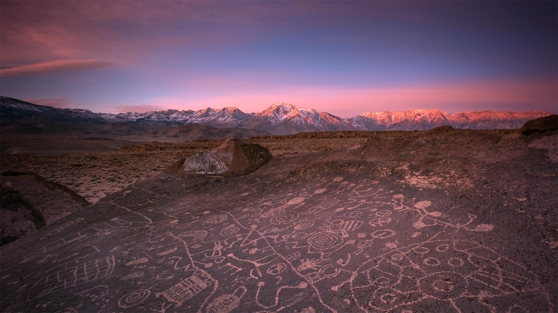 Sky Rock petroglyphs in the Volcanic Tablelands near Bishop, California (© JTBaskinphoto/Getty Images)(Bing United States)