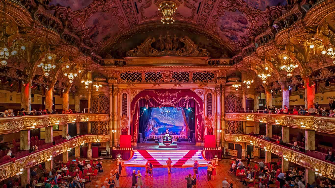 The Blackpool Tower Ballroom, Lancashire (© Dosfotos/Getty Images)(Bing United Kingdom)