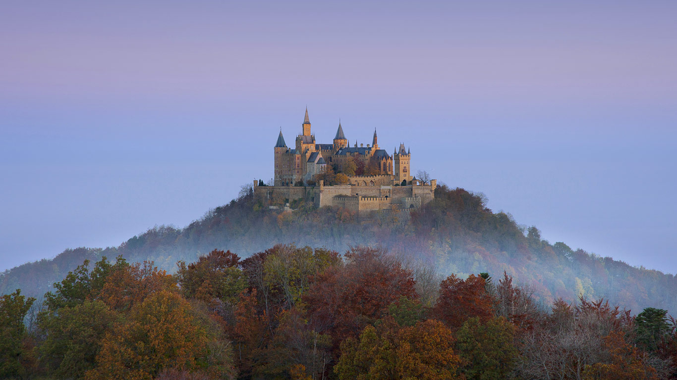 Hohenzollern Castle near Stuttgart, Germany (© Heinz Wohner/Getty Images)(Bing United Kingdom)