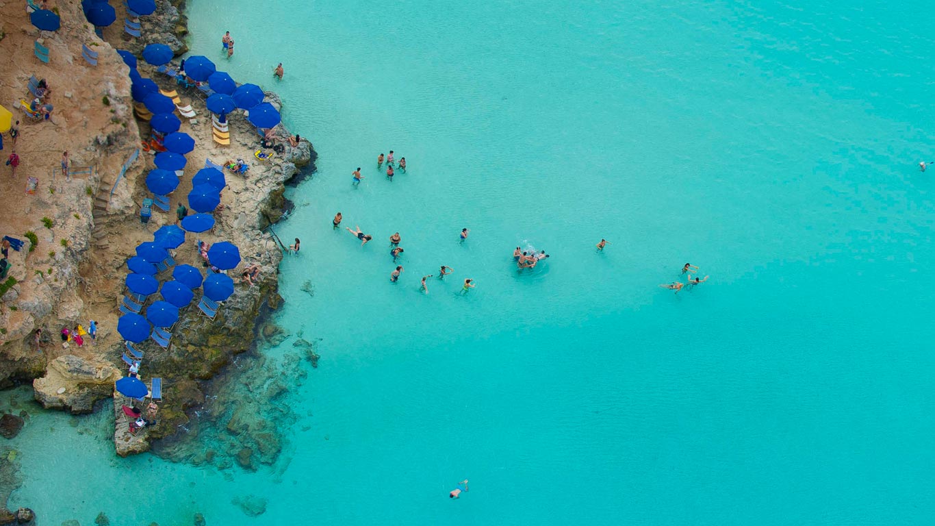 Blue Lagoon, Comino, Malta (© Jason Hawkes)(Bing United Kingdom)