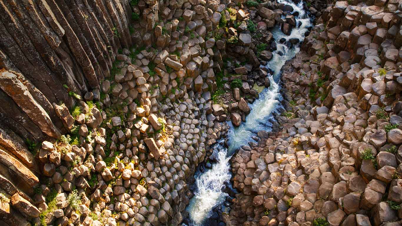 View of the Prismas Basálticos in Huasca de Ocampo, Hidalgo, Mexico (© Marcos Ferro/Aurora Photos)(Bing United States)
