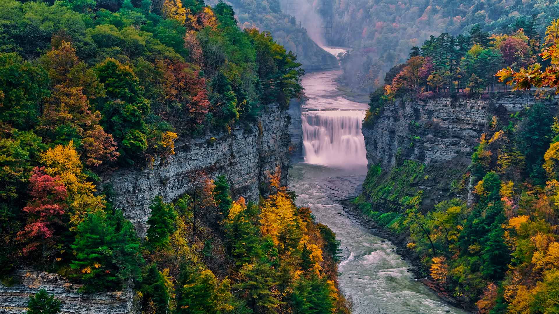 Letchworth State Park, New York (© Jay O