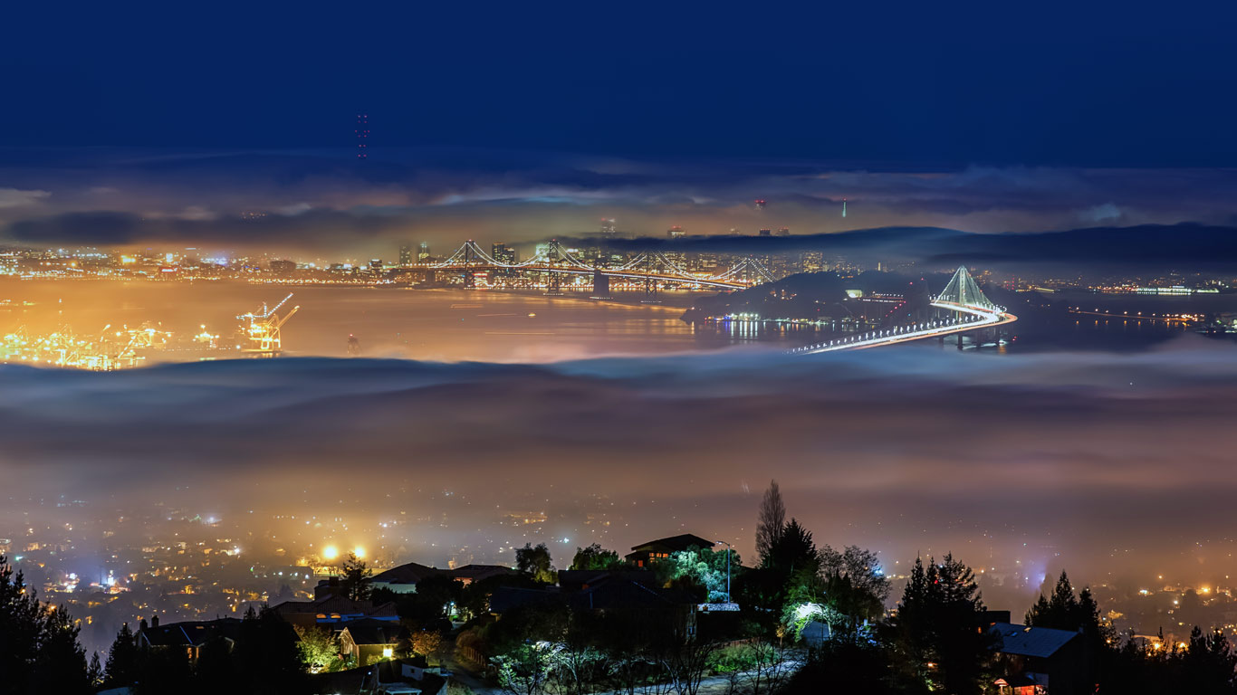 View of San Francisco Bay from Grizzly Peak above Berkeley, California (© Toby Harriman/Tandem Still + Motion)(Bing United States)