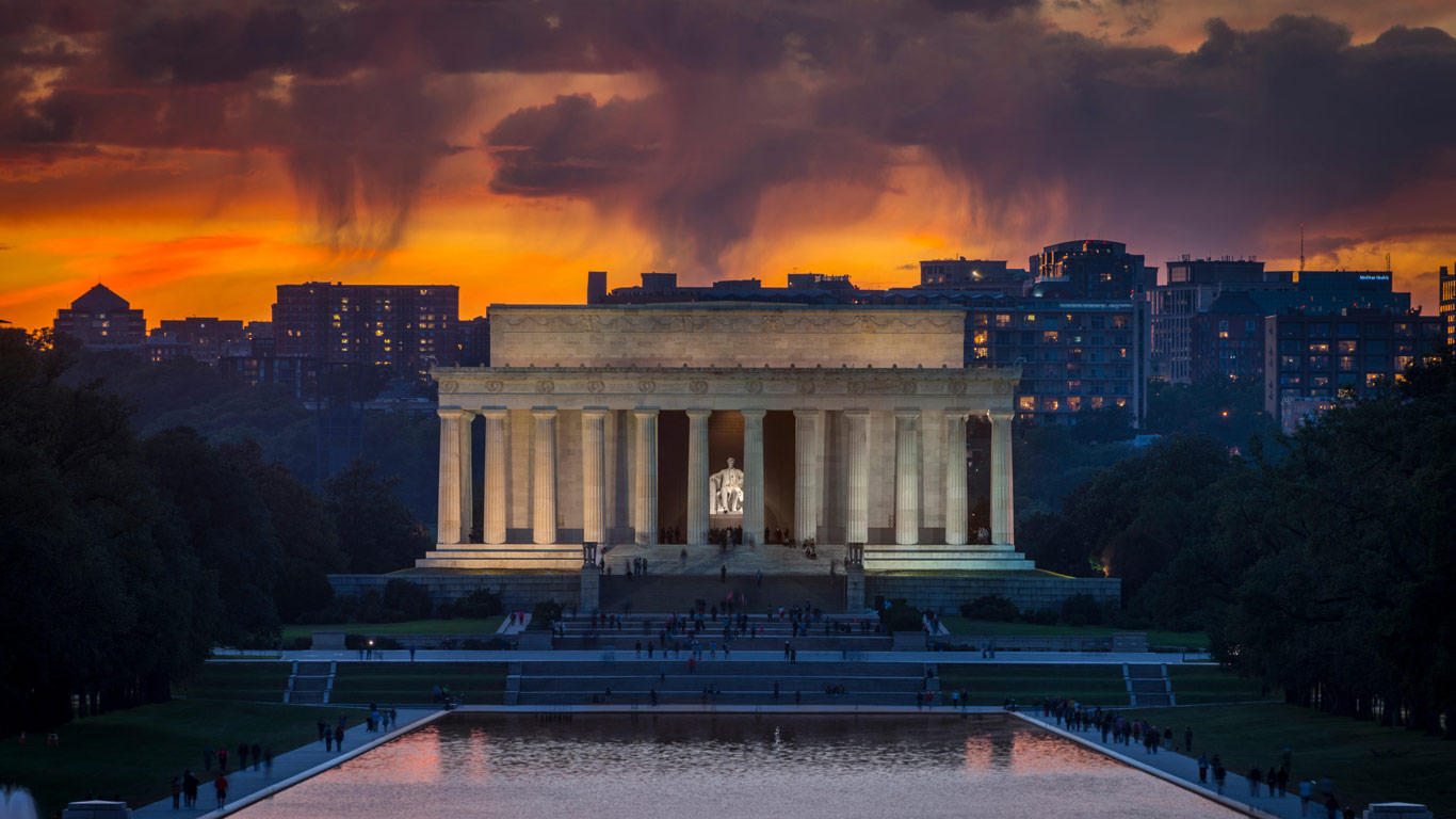 The Lincoln Memorial, Washington, DC (© JG Photography/Alamy)(Bing United States)