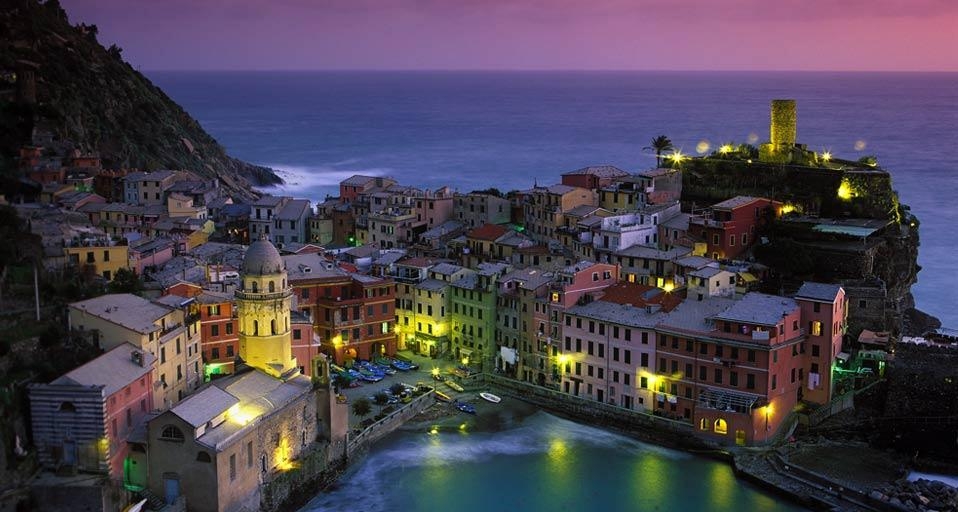 Picturesque town of Vernazza located in northwestern Italy -- SIME / eStock Photo &copy; (Bing United Kingdom)
