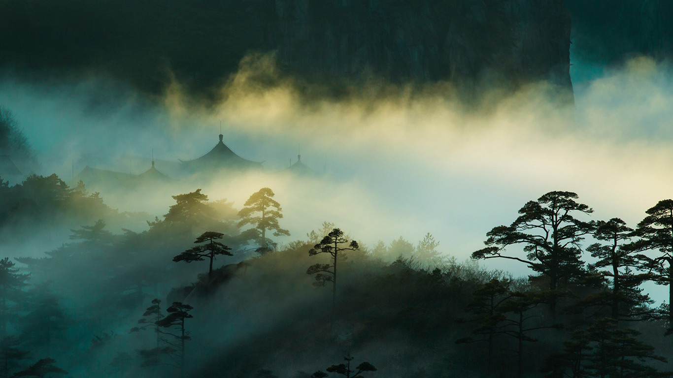 Mount Huangshan in Anhui province, China (© BJI/Blue Jean Images/Getty Images)(Bing New Zealand)