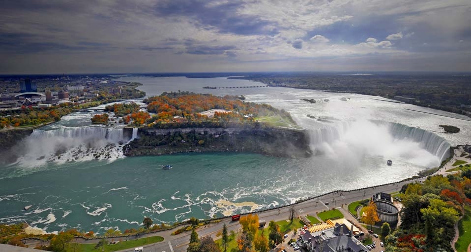 Niagarafälle, Ontario, Kanada -- Dennis  Macdonald/Photolibrary &copy; (Bing Germany)