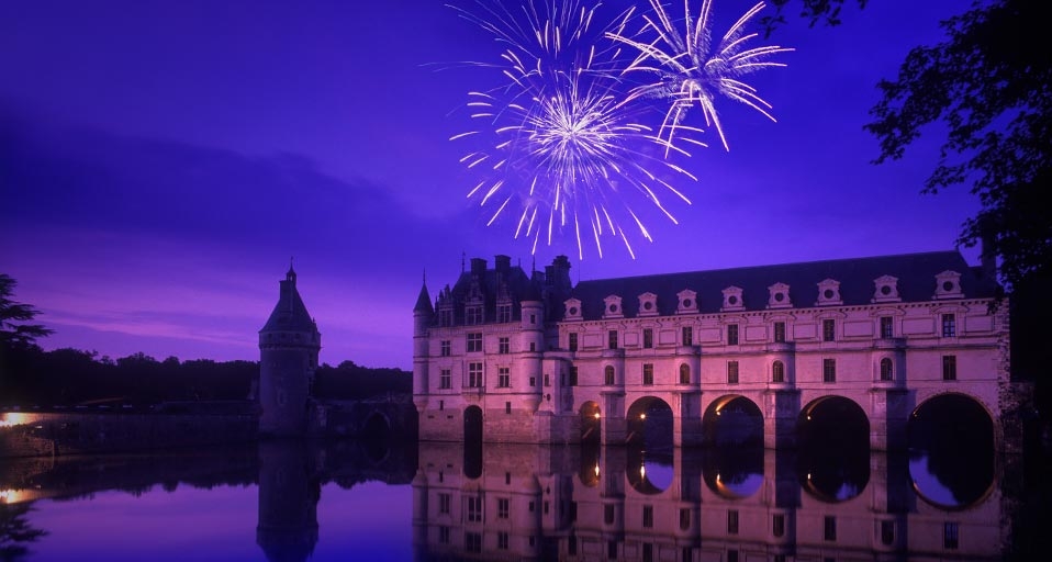 ｢シュノンソー城｣フランス, ロワール渓谷, シェール川 -- Kordcom Kordcom/Photolibrary &copy; (Bing Japan)
