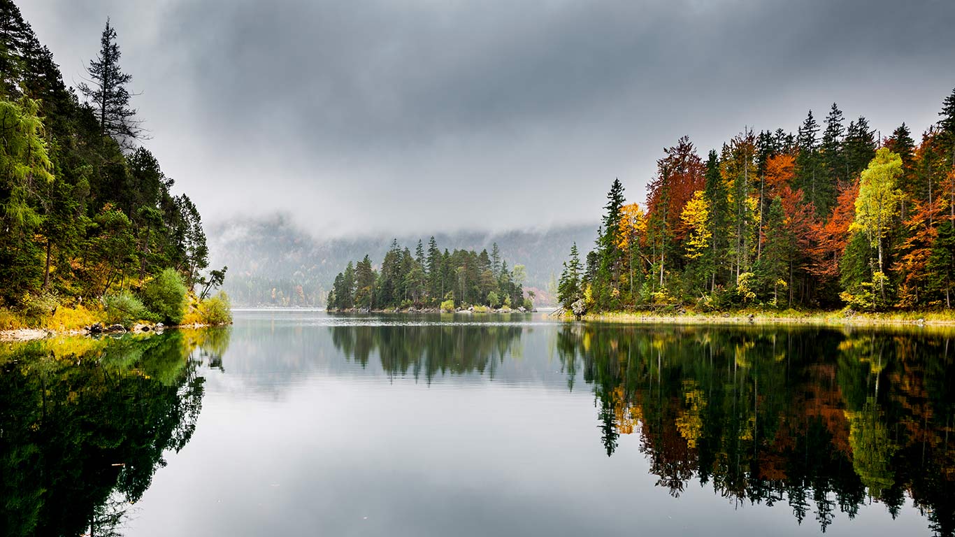 艾布湖，德国巴伐利亚 (© plainpicture/BY)(Bing China)