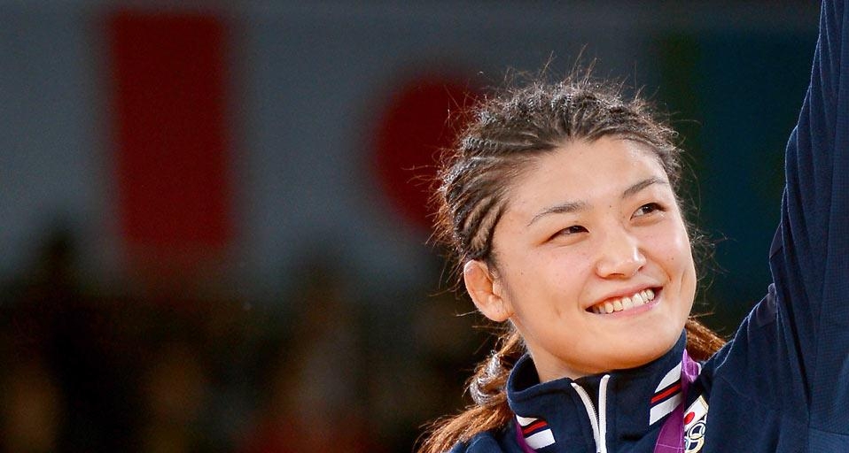 ｢伊調馨選手金メダル受賞｣ロンドン五輪, レスリング女子63キロ級 (© Photo by Lars Baron/Getty Images) &copy; (Bing Japan)