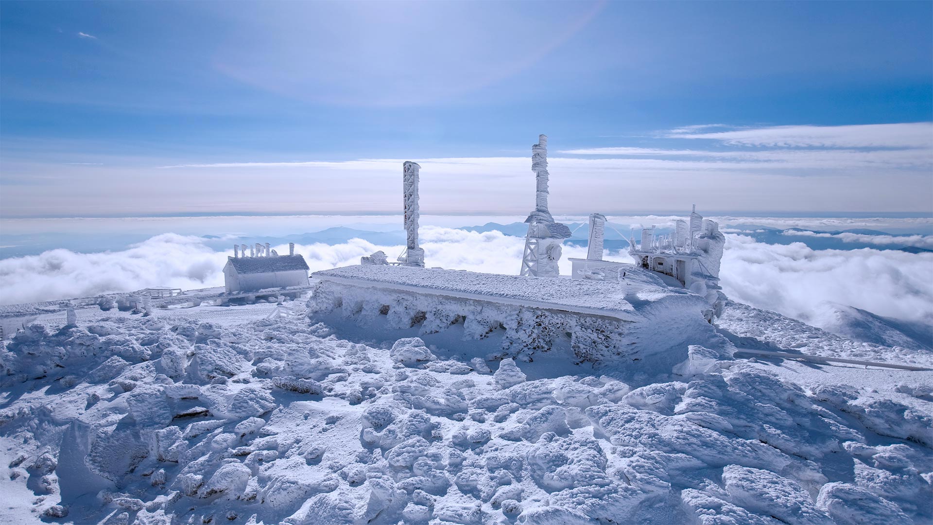 The Mount Washington Observatory in New Hampshire, USA (© Mike Theiss/Getty Images)(Bing United Kingdom)