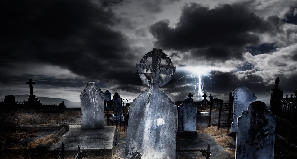 Spooky graveyard -- Colin Anderson/Getty Images &copy; (Bing United Kingdom)