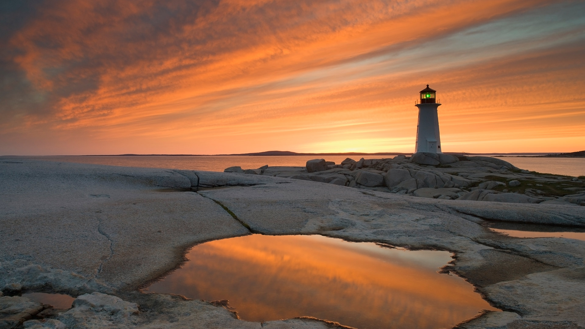 Peggys Point Lighthouse at dusk, Peggy
