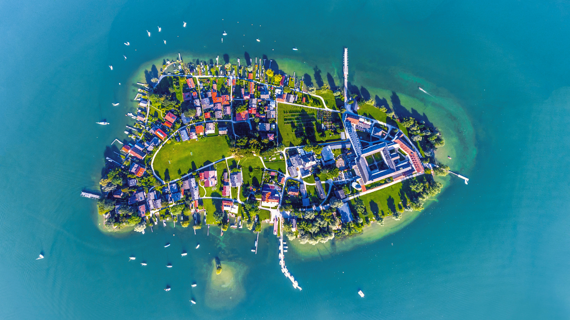 Aerial view of Fraueninsel island in Chiemsee, Bavaria, Germany (© Malorny/Getty Images)(Bing United Kingdom)