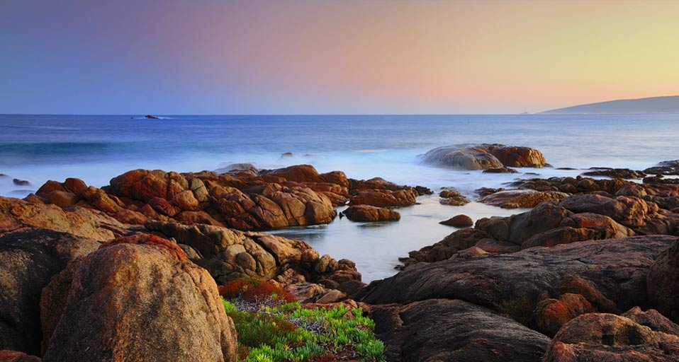 The Canal Rocks formation in the Leeuwin-Naturaliste National Park, Western Australia, Australia -- Radius Images/Photolibrary &copy; (Bing Canada)