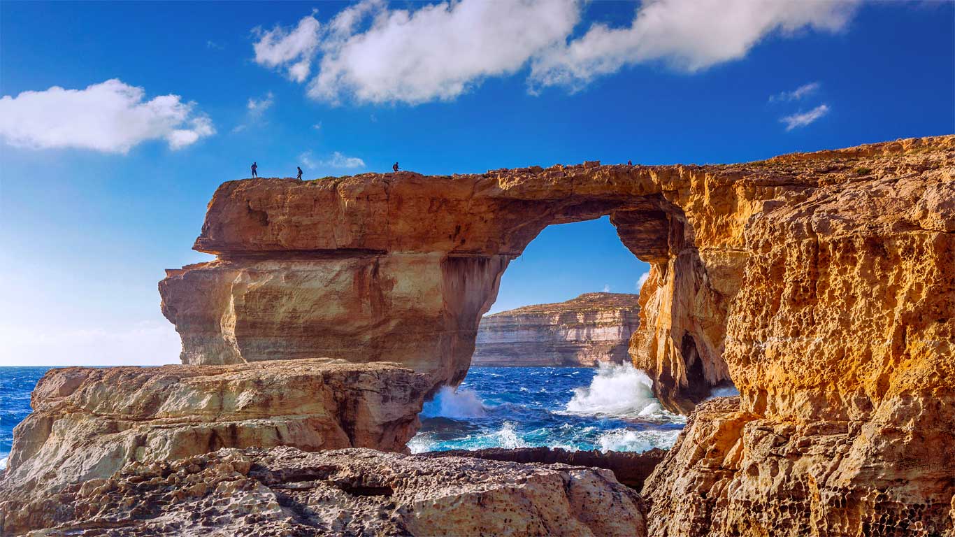 The Azure Window natural stone arch near Dwejra Beach, Gozo, Malta (© SIME/eStock Photo)(Bing United Kingdom)