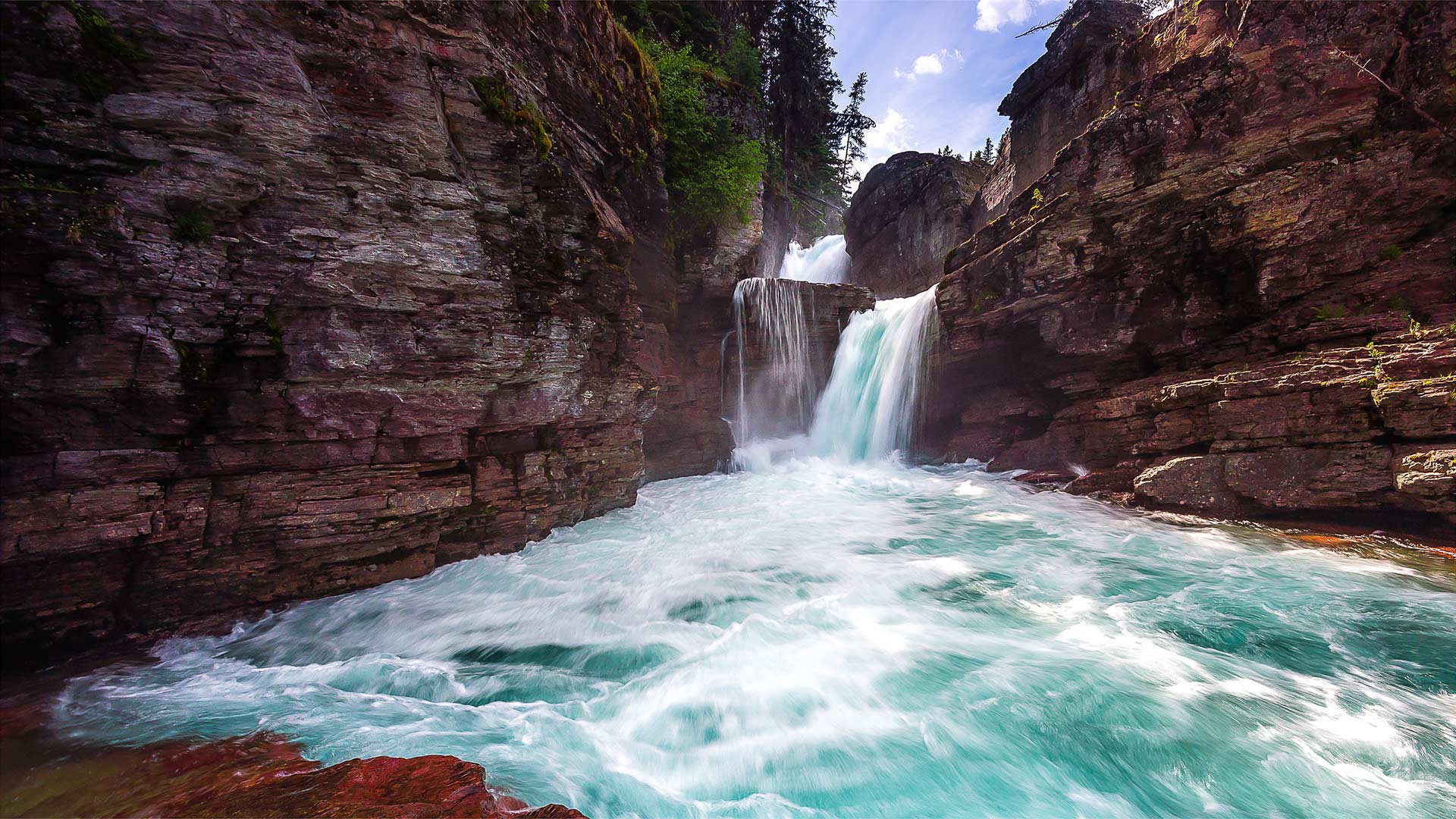 St Mary Falls in Glacier National Park, Montana, USA (© Pung/Shutterstock)(Bing United Kingdom)